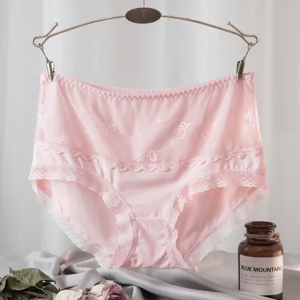 Lace Edge Breathable Invisible Underwear for Women