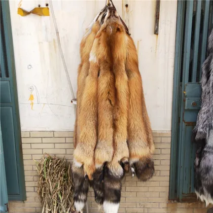 China factory wholesale Wild Arctic Red Fox Pelt Tanned Red Fox Hides