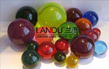 colorful different size acrylic round balls
