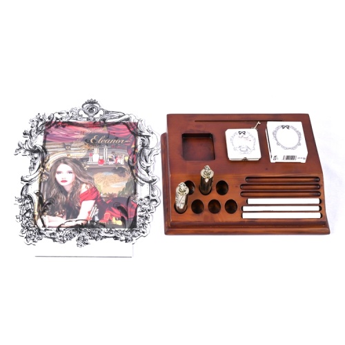 APEX Specialised Stores Table Makeup Display Stand