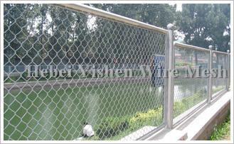 chainlink fence chainlink fence
