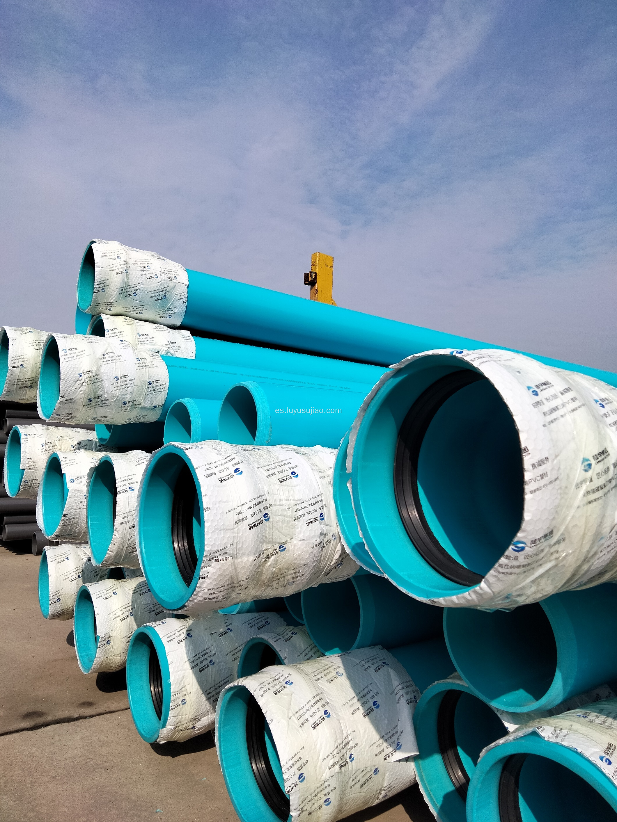 Aplicaciones de tuberías de PVC-UH en terrenos irregulares