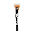 Bent Lash Fan Brush zwart