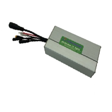 IPX5 กันน้ำ 2000W High Power Ebike Controller พร้อมเซ็นเซอร์ Hall สำหรับ EN 15194: 2009 การปฏิบัติตามกฎระเบียบ