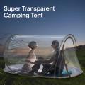 2 pessoas acampando estelar por tenda pop -up transparente