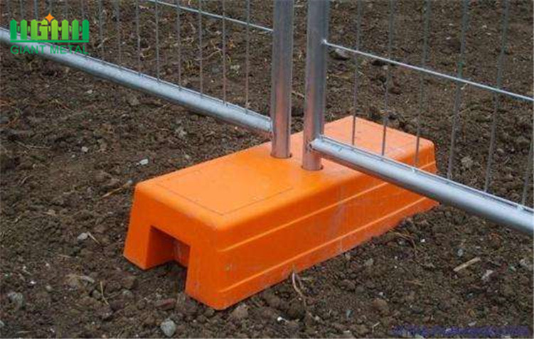 temporary fence parking barrier