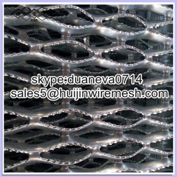 china crocodile hole anti-skid style perforated metal mesh