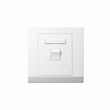 13A Fused Connection Unit with D/P Switch