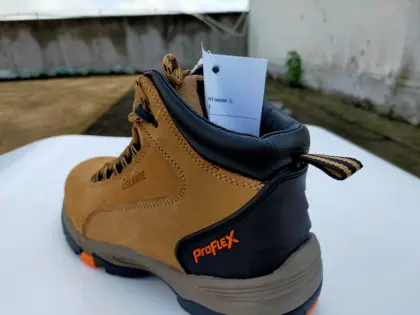 Functional Men's Safety Shoes YL-608