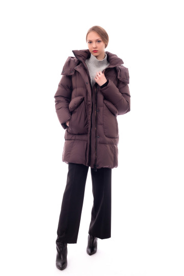 Women's mid length pocket fashionable coat