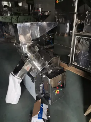 Pharmaceutical medicine powder grinding machine