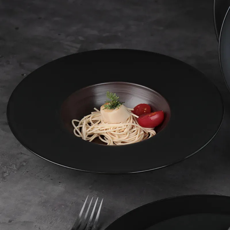 Western Black Hotel Porcelain Ceramic Tableware Dinner Set