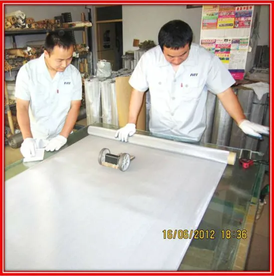 300 micro stainless steel wire mesh