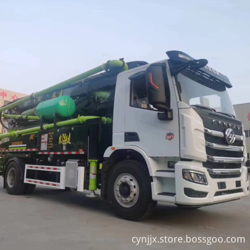 China Supply Concrete Mixer Pump Truck with Boom