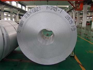 Aluminum foil material jumbo roll