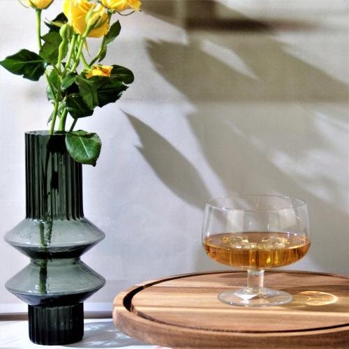 Wine Glasses crystal clear cocktail glass round drinking glass Supplier