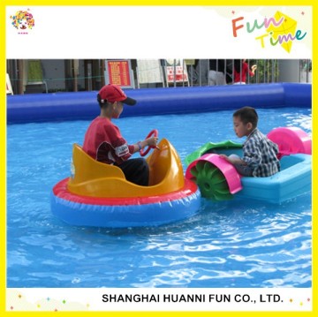 Children water park game supplier electric UFO bumper boat factory