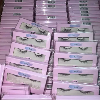 Pink Eyelash Box - Private Label Magnetic Eyelash Packaging