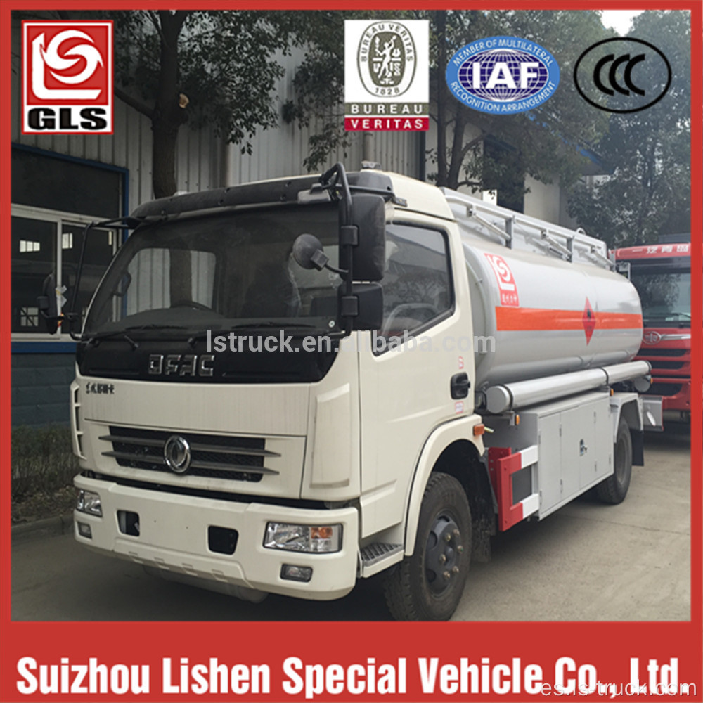 Camión del tanque de aceite de Dongfeng 5000 litros