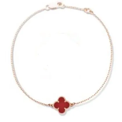 Four leaf clover bracelet