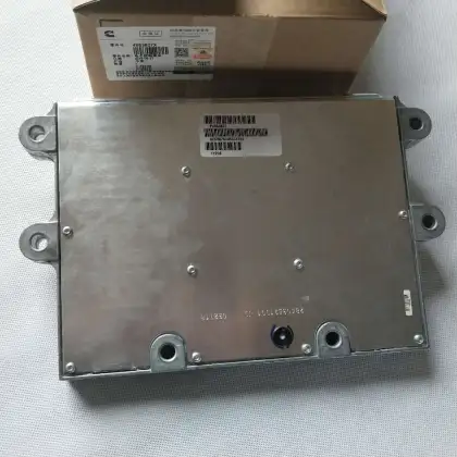 Engine Parts: Electronic Control Module (ECM) - 4954431