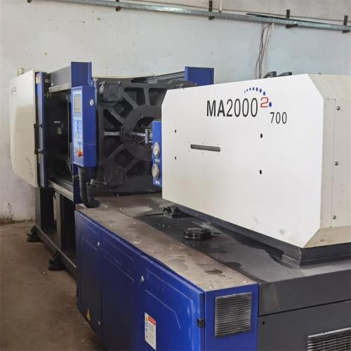 Standard Injection Molding Machine