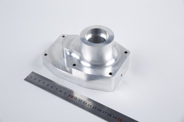 Factory Custom utvecklar mekaniska mekatroniska prototyper