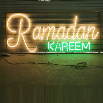Benutzerdefinierte Ramadan -LED -Leuchten und Weihnachtsdekorationen für Straßensäulen im Freien