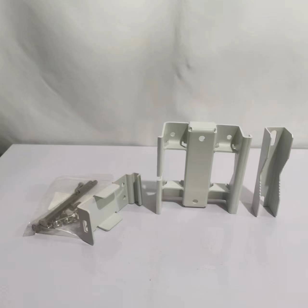 Rru Support Ericsson Rru Pipe Support Kit And Models Ngrbracket1, 2219b1, 2219b3b ...