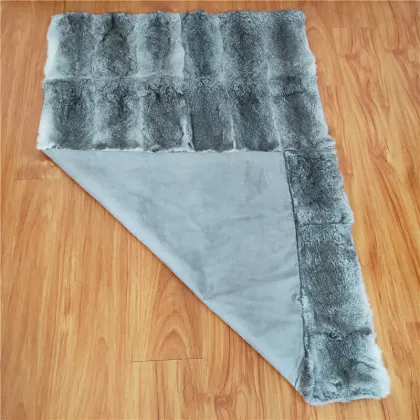 China Factory Wholesale drop shipping Rabbit Fur Blanket Carpet Luxury Real Rabbit Throw Blanket