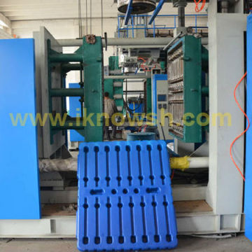 pallet blow molding machine