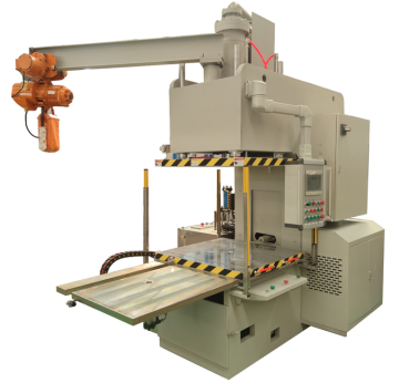 Single-station C-type 40t wax injection machine