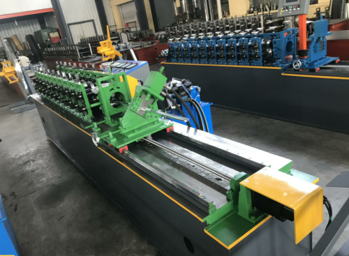 stud c profielen geperforeerde rolvormmachine