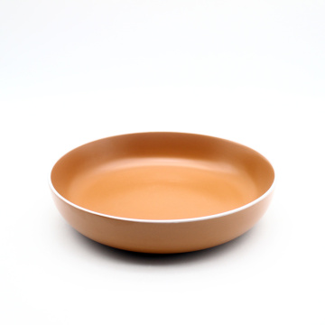 Vente chaude à bas prix Pure Orange en céramique Dîner ensembles de vaisselle pour la restauration des assiettes de vaisselle en porcelaine