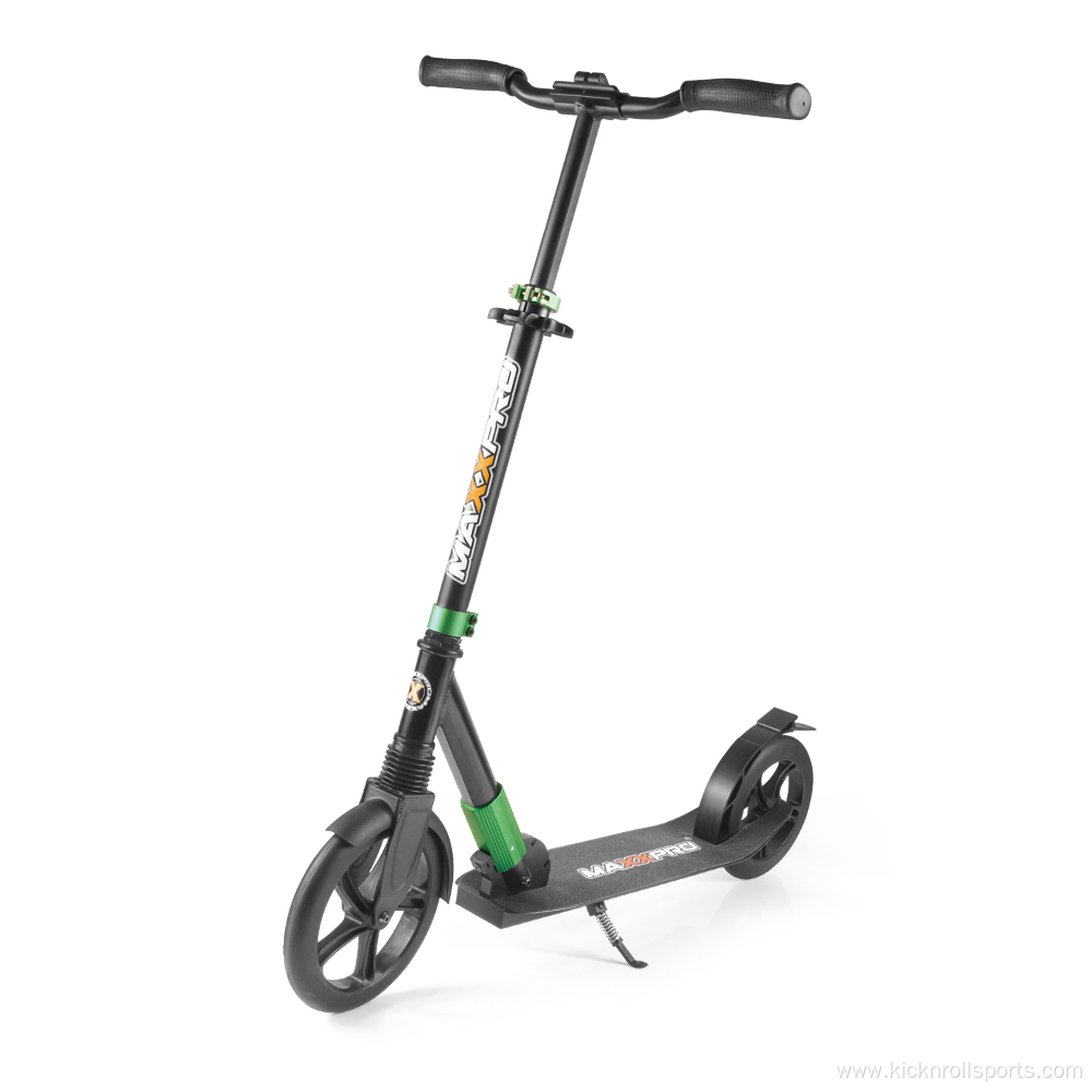 Scooters para adultos con pie de patada de nuevo estilo