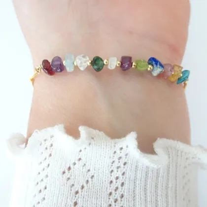 Customizable Personalized Family Birthstone Bracelet: A Unique Raw Crystal Gift for Mom