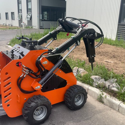 Minicarregadeira de quatro rodas LH380