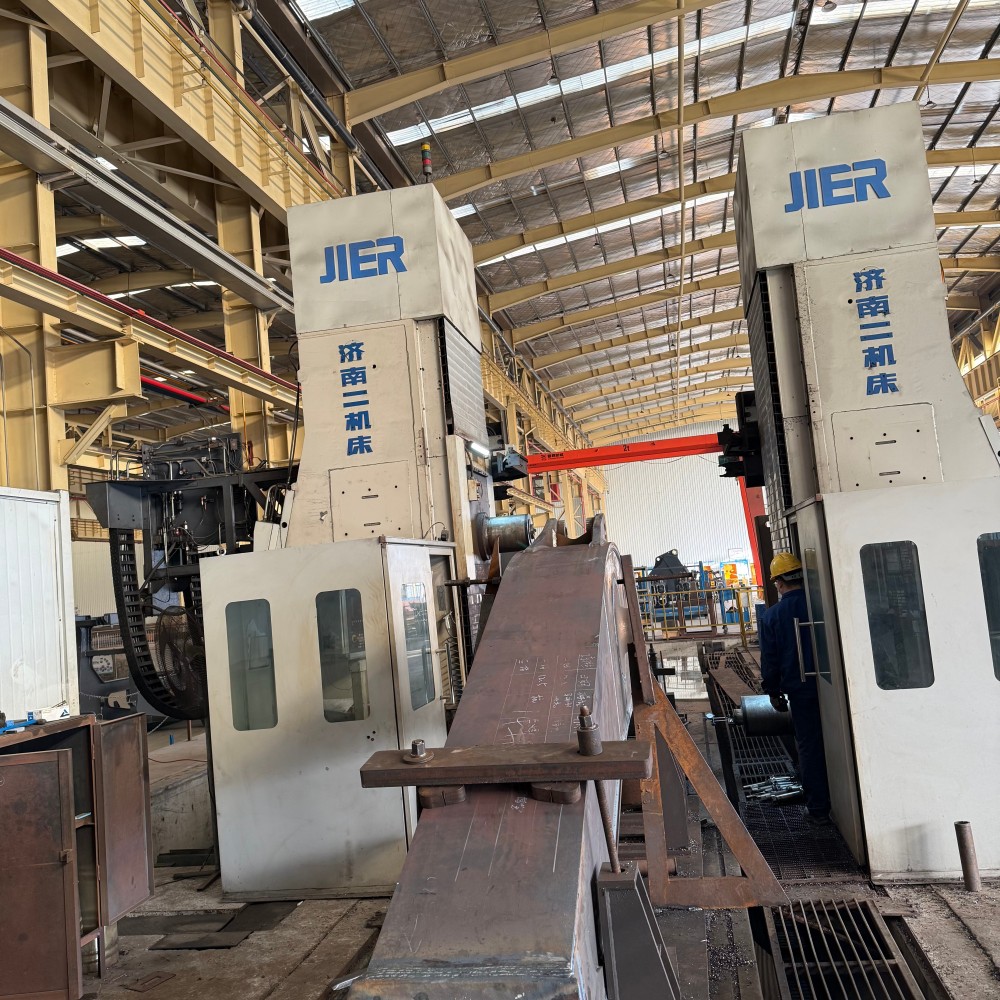 CNC boring and milling machine (4)