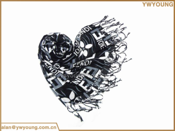 Hot-selling fashion lady magic scarf for wholesale