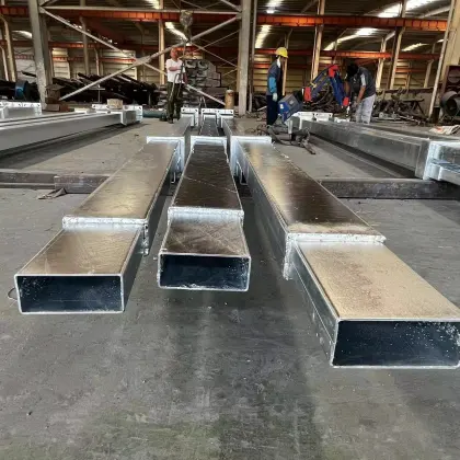 China Manufacturer 5G Smart Poles with Integrated WiFi, LED Display, and Traffic Analytics