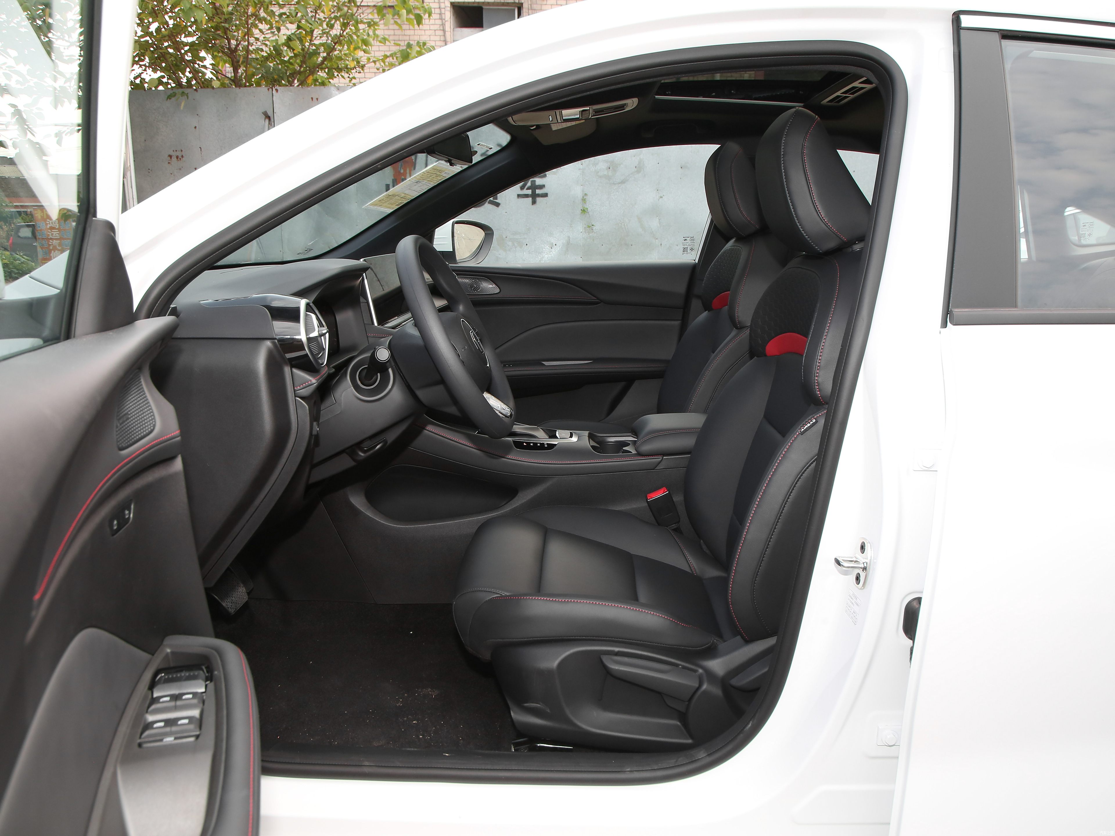 2025 MG MG5 Gasoline Sedan Car