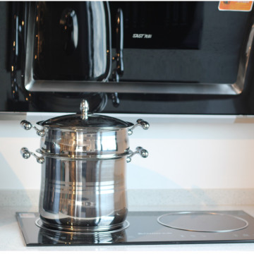 Large Capacity Stock Pot with Steamer