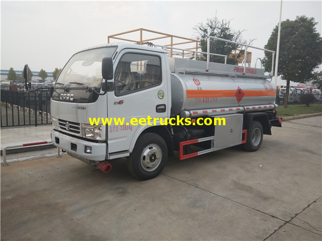 4500L Fuel Refilling Trucks