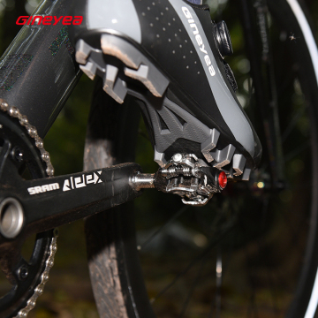 Professional Mountain Cycling Shoes and Outdoor Sports Bicycles with Lock" 

However, considering common practices in SEO and readability, a more refined title could be:

"Gineye Professional Mountain Cycling Shoes & Bike Lock for Outdoor Sports"

This ve