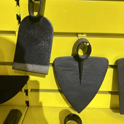 Garden and Farm Hoe - Wasteland Digging Tool H318
