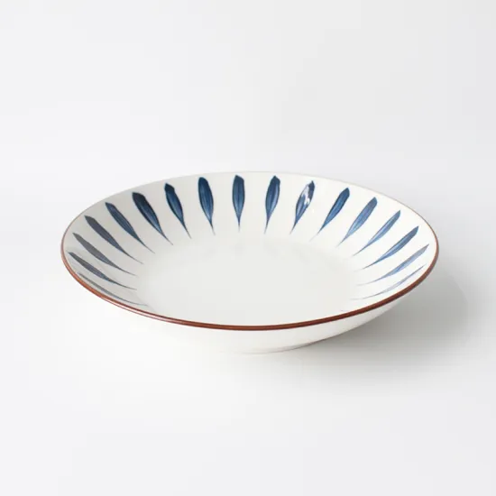 Chinese style blue and white ceramic bowl dish