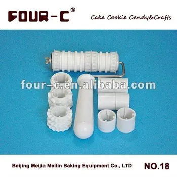 Ribbon cutter set Embossed cutter Useful cake decorating kit