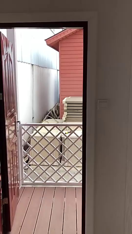 Quick-Assembly Lightweight Shelter for Emergency Use