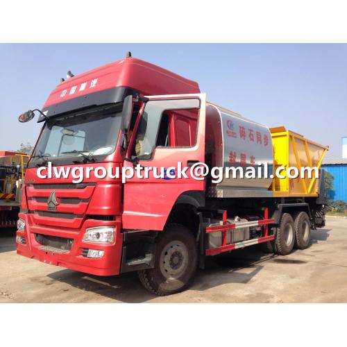 SINOTRUCK Synchronized Crushed Stone Seal Truck