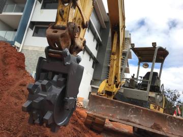 MONDE wheel compactor for excavator